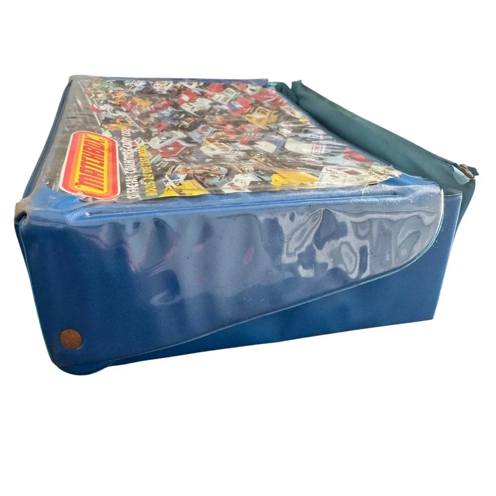 Vintage 1982 Matchbox Official Collectors Carry Case Blue Holds 24 Cars 50-01-24